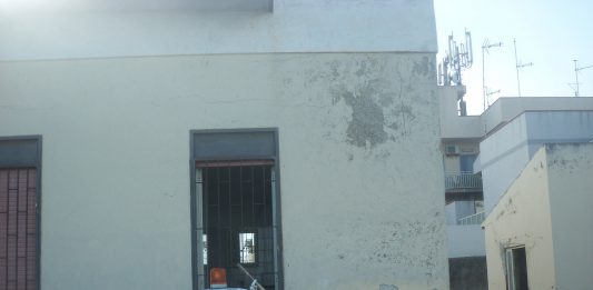 Rodia: plesso scolastico abbandonato e fatiscente. Biancuzzo pretende risposte