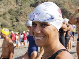 Traversata: a nuoto per quasi 10 ore da Vulcano a Milazzo