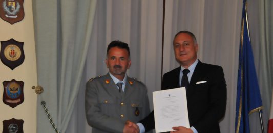 Salva una turista francese nelle montagne di Salina, encomio per Elio Benenati