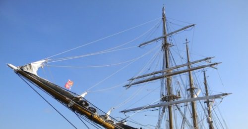 La nave scuola Palinuro al Porto di Messina, prenderà parte alla “Messina in Festa sul Mare” e sarà aperta alle visite