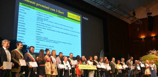 Messina, provincia “fiorita”: premiato il Comune di Santa Marina Salina