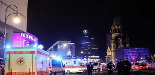 Lasciati soli dalla Farnesina i siciliani scampati al tir di Berlino