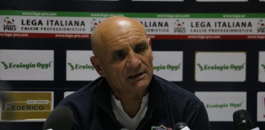 Calcio. Lega Pro gir.C – Cosenza, salta la panchina di Roselli. Erra e Atzori candidati alla sostituzione