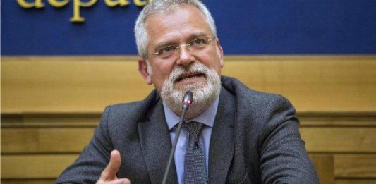 Campanella (SI) con Accorinti, “sforzo di rinascita, ma il patto per il Sud fa gola a molti”