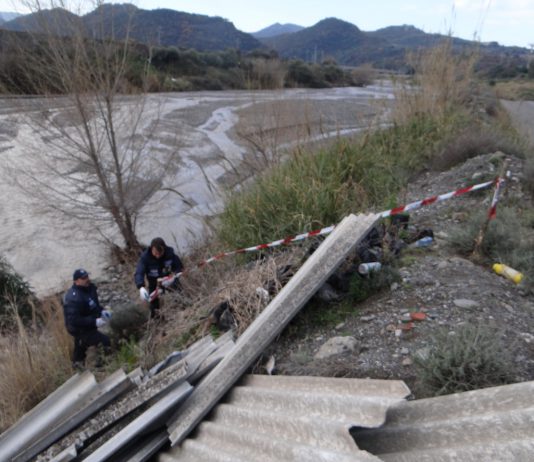 Bomba ecologica di Mazzarrà Sant’Andrea, la Polizia Metropolitana sequestra rifiuti pericolosi