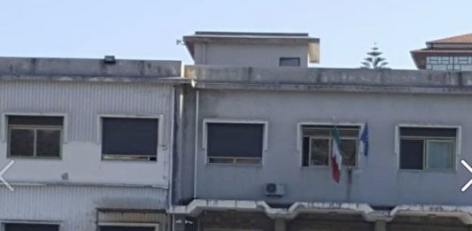 Allarme bomba al Tribunale di Barcellona Pg, sospese per due ore le udienze