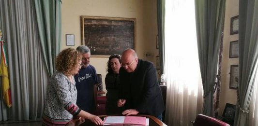 “Una Phabula contro il bullismo”: protocollo d’intesa tra Arcigay e istituzioni