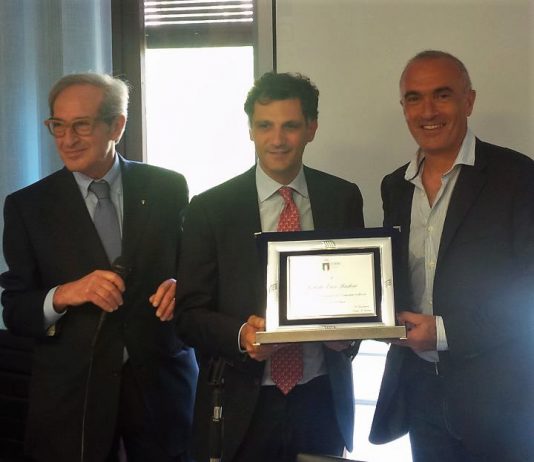 Basket. Il presidente della Betaland Capo d’Orlando Enzo Sindoni premiato dal CONI Sicilia