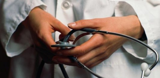 Tenta di violentare dottoressa a Graniti