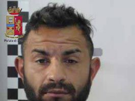 Evade dai domiciliari e passeggia a Piazza Duomo, arrestato