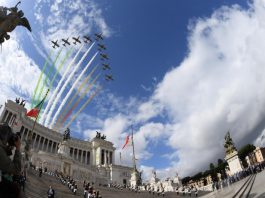 Festa della Repubblica: Mattarella “dare alle future generazioni un’Italia di pace”