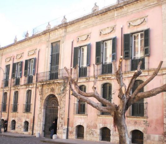 “Il Cortile – Teatro Festival”: grandi nomi e un inedito palcoscenico del ‘700 che si apre alla città di Messina