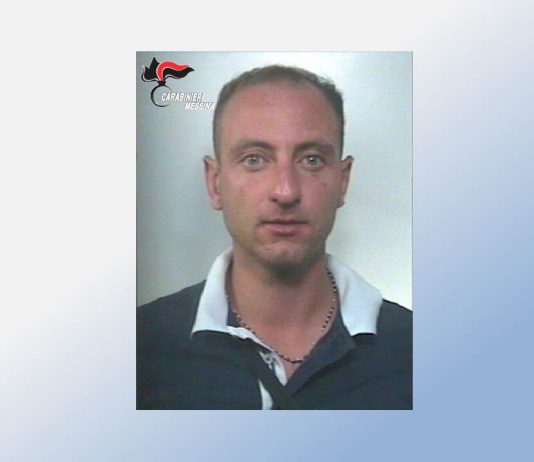Una piantagione di cannabis a Rocca di Capri Leone: arrestati due giovani tortoriciani