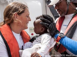 Aquarius annuncia la chiusura della missione, “l’Europa condanna le persone a morire in mare”