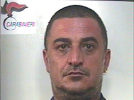 In fuga per le stradine di Oliveri, arrestato per spaccio di cocaina