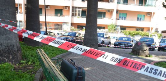 Ancora una valigia abbandonata