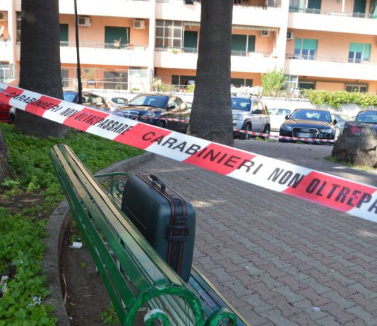 Ancora una valigia abbandonata