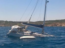 Barca a vela affonda a Stromboli: tutti salvi