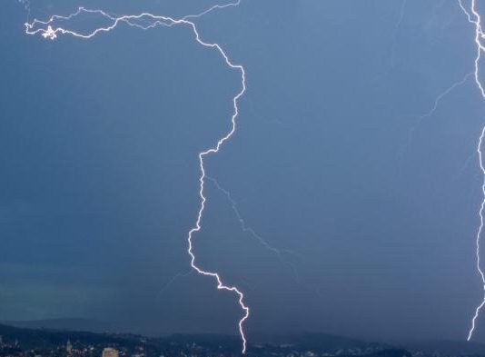 Protezione Civile: “Allerta meteo sulla Sicilia settentrionale”, previsti venti forti,mareggiate e temporali