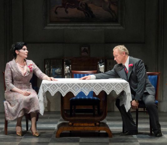 Filumena Marturano fa riscoprire il teatro ai messinesi