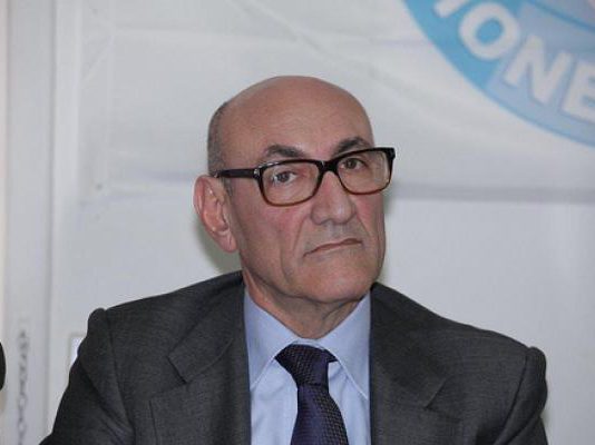 Incidente sulla A20, coinvolto Pippo Naro