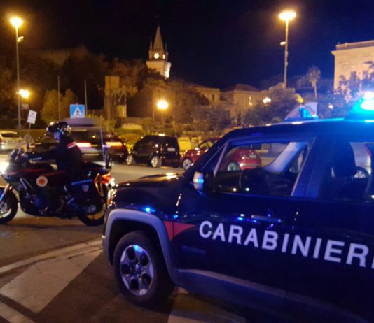 Voglia di “evadere” a Capodanno, ma li fermano i Carabinieri