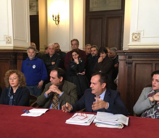 Città Metropolitana, approvato il Bilancio 2017. 153 milioni per strade e scuola