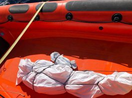 Le morti in mare e il mirto indigesto