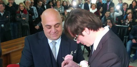 Rosario e Alex, una storia d’amore e politica