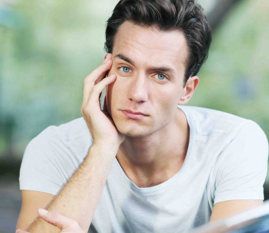 È morto a 29 anni l’attore messinese Domenico Bisazza