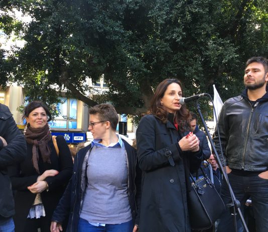 Alessandro Di Battista a Messina presenta il M5S: “Basta con le lobby: alzate la testa!” (video)
