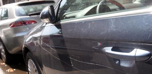 Longi, scoperto lo “sfregiatore” seriale di auto: era un settantenne
