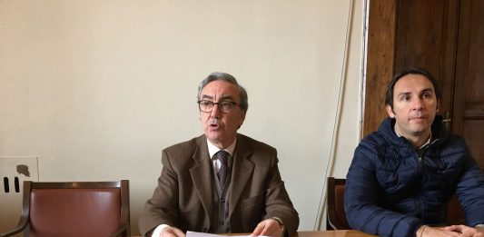 Santalco annuncia astensione e attacca: “La variante va ritirata”, De Cola: “Mi denunci se ho compiuto illeciti”