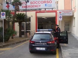 Danneggia gli arredi del Piemonte dopo essere stato soccorso, 60enne denunciato