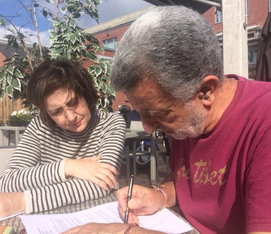 Accoglienza, Accorinti e Santisi replicano a Bramanti: “Sconcertante ignoranza, ci assumiamo la responsabilità di continuare a promuovere i diritti”