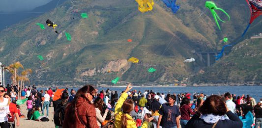 Torna il Festival degli Aquiloni sabato e domenica a Capo Peloro, ecco tutto il programma