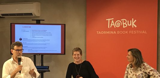 Linea diretta con Taobuk, letteratura per ragazzi: Paola Zannoner, con “L’ultimo faro” vince il premio Save The Children