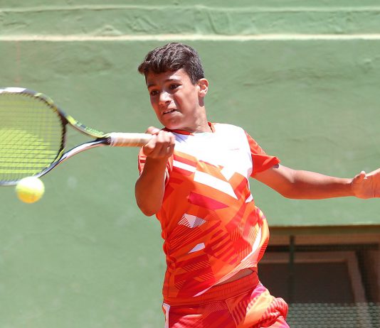 Tennis, Trofeo Stagno D’Alcontres: eliminati i messinesi Fabio Varsalona e Alessandro Mazzola, oggi l’esordio di Fabrizia Cambria.