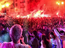 Renato Accorinti conclude la campagna a piazza Casa Pia: “La coscienza se è pulita va avanti, giorno per giorno”