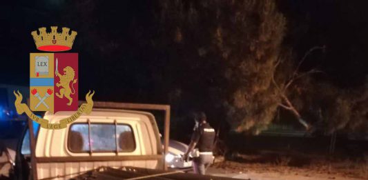 Stava caricando sul suo furgone materiale metallico appena rubato: arrestato