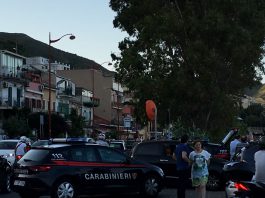 Nonni distratti smarriscono nipote, intervengono i carabinieri