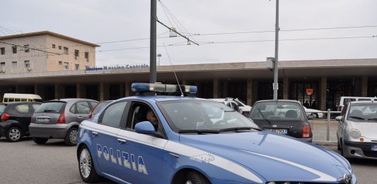 Stazione di Messina: arrestato dalla Polizia giovane aggressivo