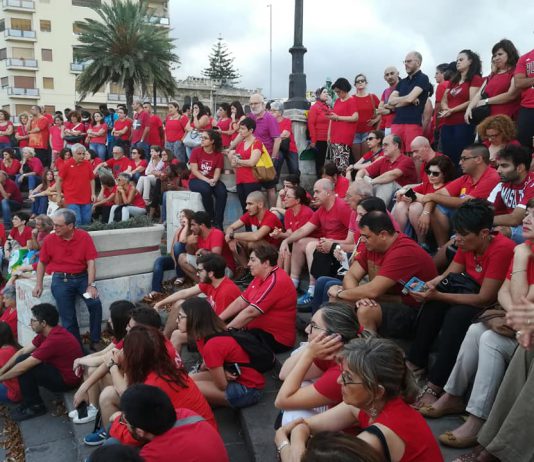 Italia, Messina e le “magliette rosse”: breviario politico per gli imbecilli bipartisan