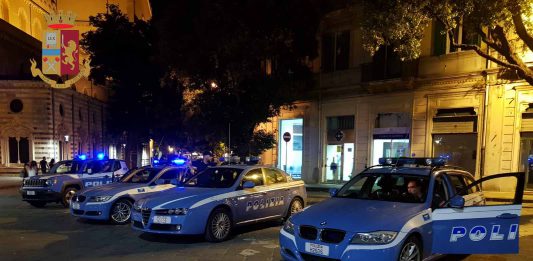 Pugno di ferro della polizia contro l’ambulantato nelle piazze messinesi: numerose denunce e sequestri