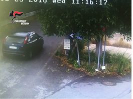 Falcone: si spacciano per medici della previdenza sociale e derubano anziana donna