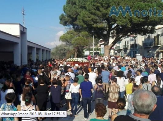 Crollo Genova: a Sant’Agata di Militello l’ultimo saluto a Marta