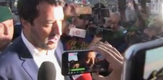 Matteo Salvini a Messina conferma il supporto del governo centrale allo sbaraccamento (video)