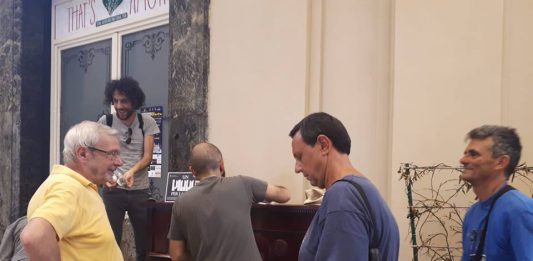 Addio al pianoforte molesto della Galleria Vittorio Emanuele