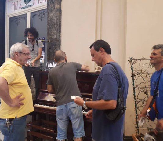 Addio al pianoforte molesto della Galleria Vittorio Emanuele