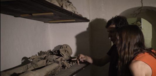 Una rivincita per Messina: la Gran Bretagna celebra la commemorazione dei defunti con le mummie siciliane